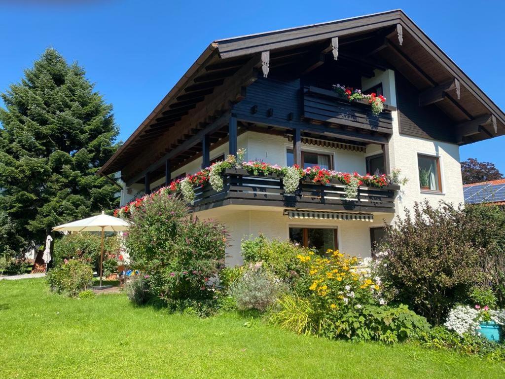 Charmantes Garten-Apartment: Erholung Im Chiemgau Unterwössen Kültér fotó